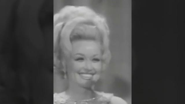 Dolly parton's wardrobe malfunction #shorts #dollyparton Dolly parton's wardrobe malfunction #shorts #dollyparton