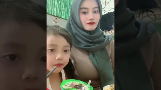 Tante hijab tobrut Tante hijab tobrut