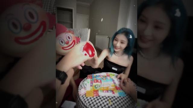 偷心盗贼?恋爱脑 偷心盗贼?恋爱脑