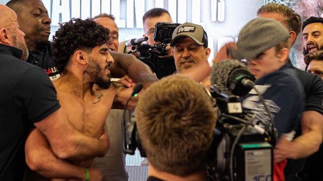Walid sharks & fox the g clash at weigh in… Walid sharks & fox the g clash at weigh in…