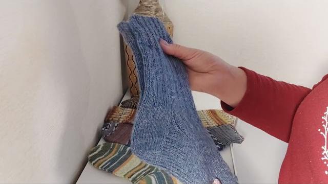 Носки из секционной пряжи. Носки из секционной пряжи.