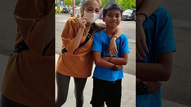 Tante dan keponakan,tinggi keponakan Tante dan keponakan,tinggi keponakan