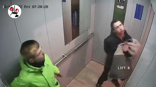 Убитые нарколыги едут в лифте на 17 этаж. real video Убитые нарколыги едут в лифте на 17 этаж. real video