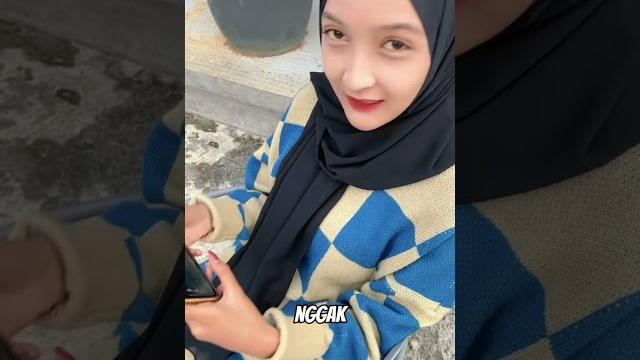 Ajakin byone cewek cantik bikin ngakak Ajakin byone cewek cantik bikin ngakak