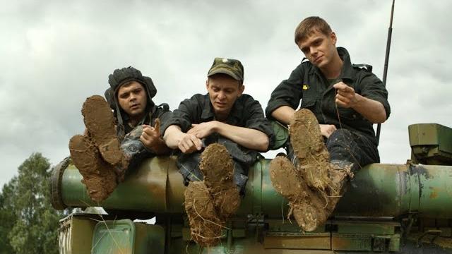 Приключения трех друзей! с юмором о службе в российской армии! танки грязи не боятся. все серии Приключения трех друзей! с юмором о службе в российской армии! танки грязи не боятся. все серии