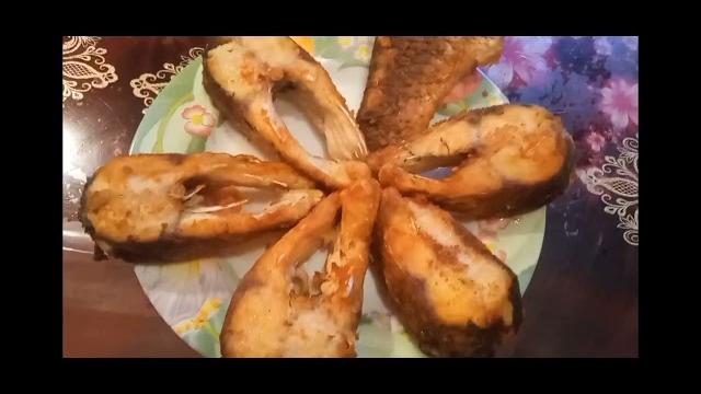 Пирожки с вишней. жареный жерех. Пирожки с вишней. жареный жерех.