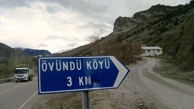 Turan engin karlı dağlar karın almış Turan engin karlı dağlar karın almış