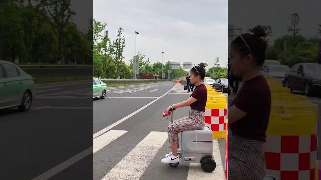 Airwheel se3 smart rideable suitcase is a revolutionary piece of motorized carry on luggage Airwheel se3 smart rideable suitcase is a revolutionary piece of motorized carry on luggage