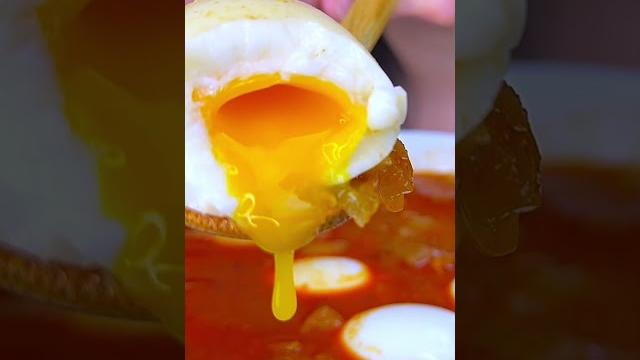 Egg boil with runny yolk! Egg boil with runny yolk!