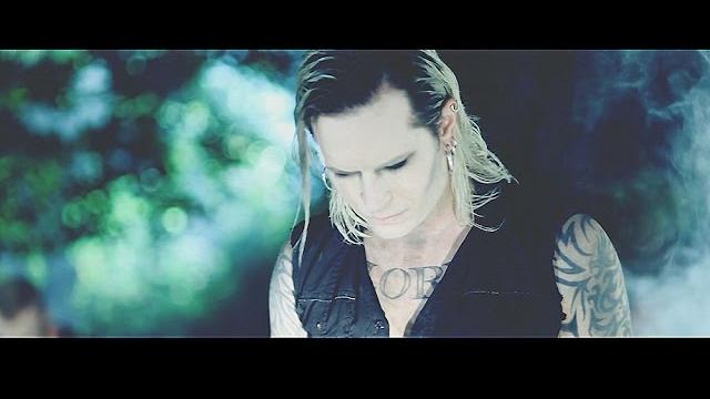 Lord of the lost - six feet underground (official video) Lord of the lost - six feet underground (official video)