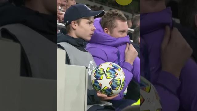 ️болбои сломали футбол !! #футбол #роналду ️болбои сломали футбол !! #футбол #роналду