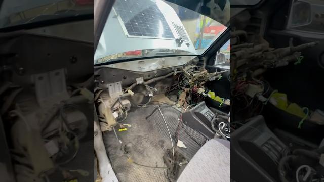 Замена радиатора печки на suzuki escudo#ремонт #гараж #мастерская #камчатка #радиатор #печки #прикол Замена радиатора печки на suzuki escudo#ремонт #гараж #мастерская #камчатка #радиатор #печки #прикол