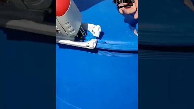 Как срезать крышку с пластиковой бочки для воды Как срезать крышку с пластиковой бочки для воды