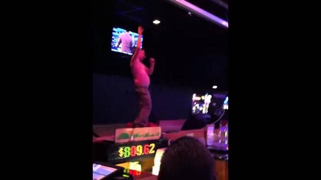 Striptease karaoke Striptease karaoke