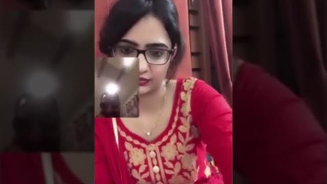 Live video call - random video chat with live talk Live video call - random video chat with live talk
