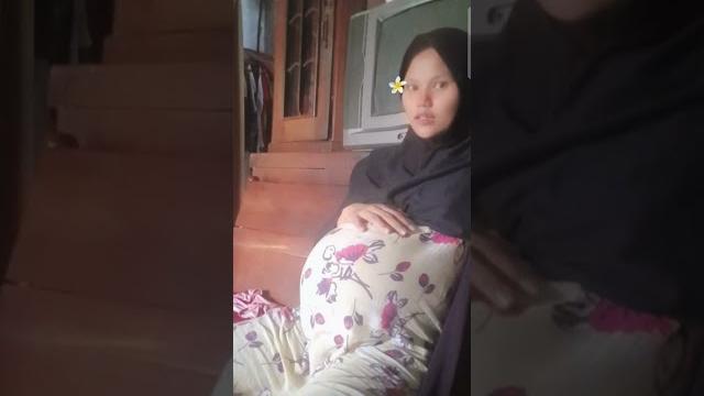 Bumil jilbab hamil besar Bumil jilbab hamil besar