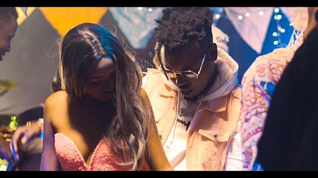 Double jay - kwiti kwiti (official music video) Double jay - kwiti kwiti (official music video)