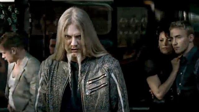 Nightwish - while your lips are still red (official video) Nightwish - while your lips are still red (official video)