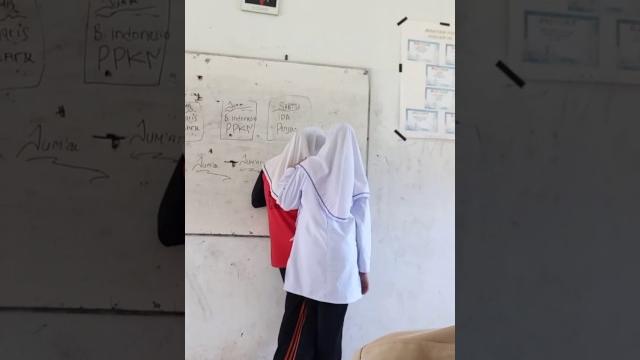 Ganggu wanita mesum | di hajar anunya Ganggu wanita mesum | di hajar anunya