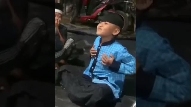 Heboh bocil viral dengar hadrah goyang" kepala. #sholawat#bocilviral#shakermania#hadrahalbanjari Heboh bocil viral dengar hadrah goyang" kepala. #sholawat#bocilviral#shakermania#hadrahalbanjari