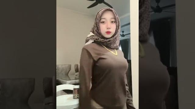 Awek goyang proton Awek goyang proton