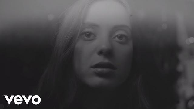The neighbourhood - daddy issues (official video) The neighbourhood - daddy issues (official video)