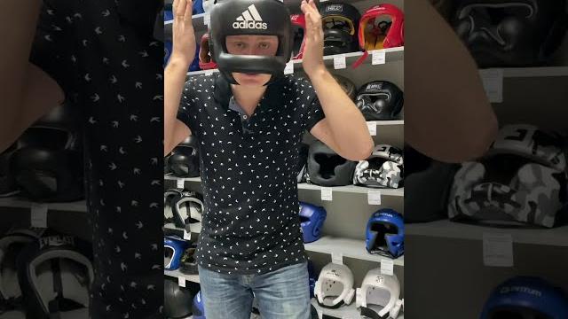Шлем с бампером и защитой носа адидас Шлем с бампером и защитой носа адидас
