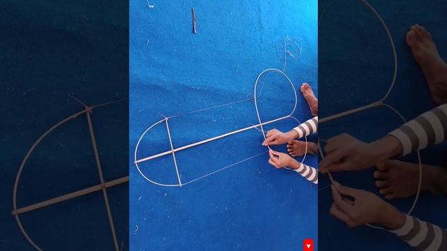 Membuat layangan unik dan sederhana #diy #kite Membuat layangan unik dan sederhana #diy #kite