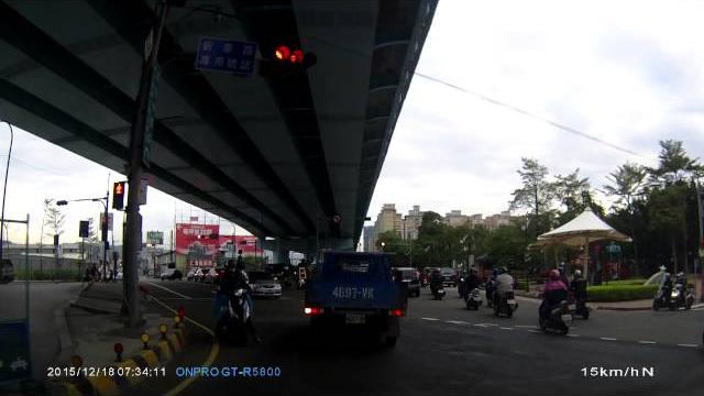 20151218 0734 4697-vk 就是要違規 20151218 0734 4697-vk 就是要違規