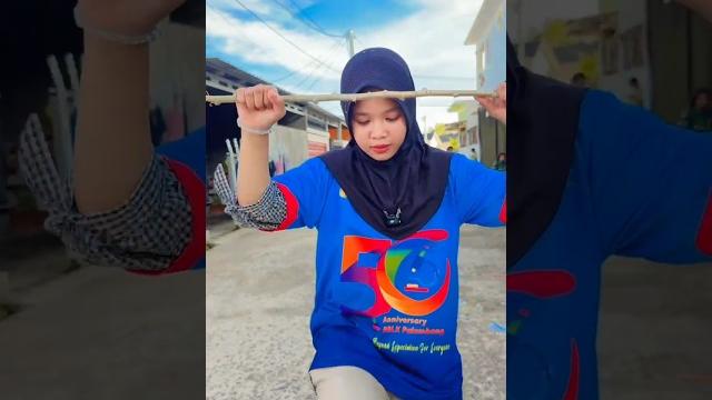 Indung indung kepala lindung#shorts #lagu Indung indung kepala lindung#shorts #lagu