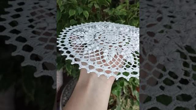 Рельефная салфетка вязаная крючком Рельефная салфетка вязаная крючком