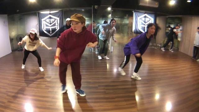 2018/02/11 默默hiphop 初級 (茵茵代課)1 2018/02/11 默默hiphop 初級 (茵茵代課)1