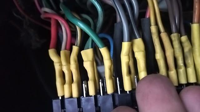 Замена блока предохранителей ваз 2106 Замена блока предохранителей ваз 2106
