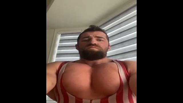 Pec bounce strongman Pec bounce strongman