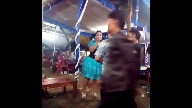Saweran hot Saweran hot