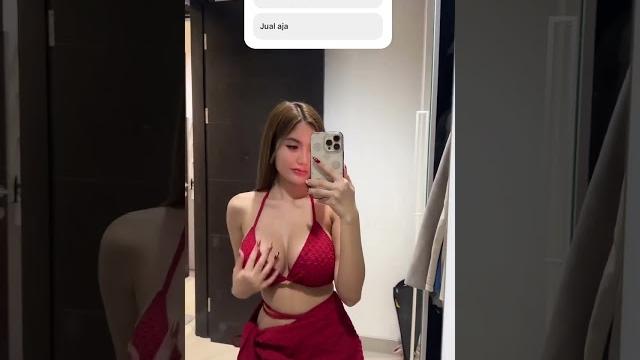 Diza siregar seksi bikini merah Diza siregar seksi bikini merah