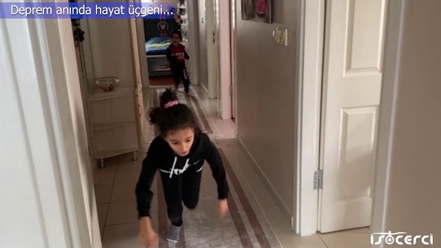 Deprem anında hayat üçgeni kısa video Deprem anında hayat üçgeni kısa video