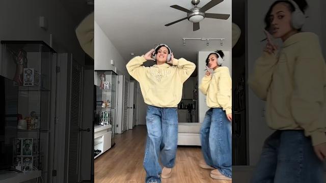 Anxiety dance with my twin #doechii #anxiety #dancing Anxiety dance with my twin #doechii #anxiety #dancing