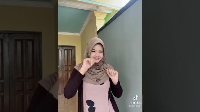 Tiktok jilbab cantik toge hot pemersatu bangsa #jilbabpemersatu #tiktok #viral #jilbab #tiktokviral Tiktok jilbab cantik toge hot pemersatu bangsa #jilbabpemersatu #tiktok #viral #jilbab #tiktokviral