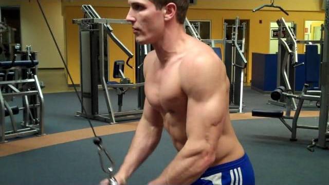 How to: tricep pushdown (life fitness cable) How to: tricep pushdown (life fitness cable)