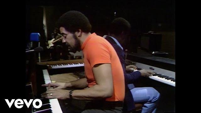 Bill withers - lean on me (bbc in concert, may 11, 1974) Bill withers - lean on me (bbc in concert, may 11, 1974)