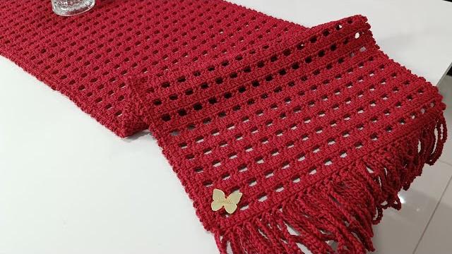 Trilho de mesa em crochê Trilho de mesa em crochê