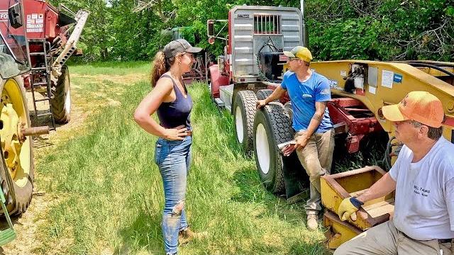 Sun, sweat & a new fertilizer spreader - first day! Sun, sweat & a new fertilizer spreader - first day!