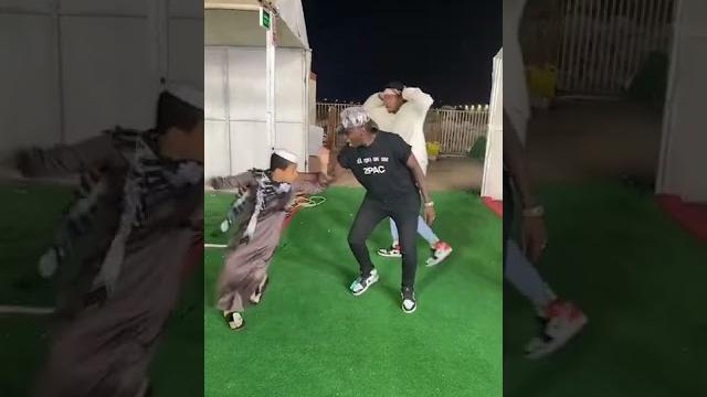 شباب البومب عامر والكحلي شوف ايش صار شباب البومب عامر والكحلي شوف ايش صار