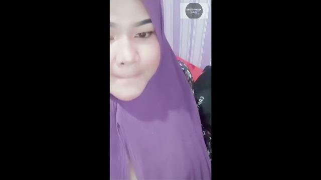 Hijabers toket gede live lagi gabut bigo 2022 Hijabers toket gede live lagi gabut bigo 2022