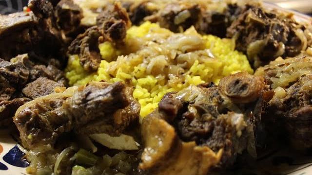 Самая сочная баранина в казане с луком. Самая сочная баранина в казане с луком.