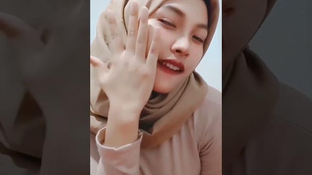 Ellarthalia hijab menggoda 1 Ellarthalia hijab menggoda 1