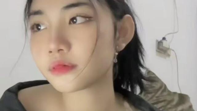 Live chella baru lagi nemenin buka puasa Live chella baru lagi nemenin buka puasa