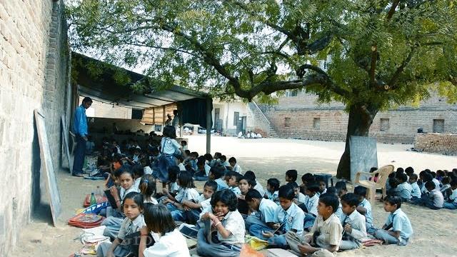 Indian village school in worst condition.schools in rajasthan.villagers kids india.rural education Indian village school in worst condition.schools in rajasthan.villagers kids india.rural education