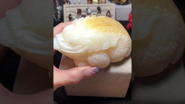 帶著水晶去旅行~三腳蟾蜍 硨磲擺件“鳳凰非梧桐不棲,金蟾非財地不居”,三腳金蟾所居之地,都是聚財之寶地#三腳金蟾 #手工雕刻 #居家 #辦公室 #股票 #旺財改運風水 #硨磲博物館#聽說vk有在賣 帶著水晶去旅行~三腳蟾蜍 硨磲擺件“鳳凰非梧桐不棲,金蟾非財地不居”,三腳金蟾所居之地,都是聚財之寶地#三腳金蟾 #手工雕刻 #居家 #辦公室 #股票 #旺財改運風水 #硨磲博物館#聽說vk有在賣